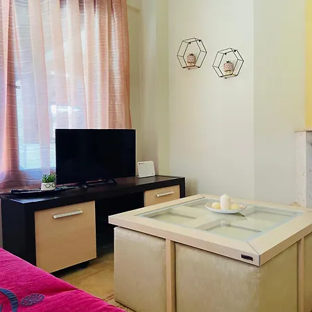Fofo's Maizonette Apartment
